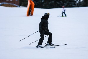 Madonna skiing in Gstaad, Switzerland - Part 2 (19)