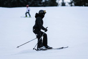 Madonna skiing in Gstaad, Switzerland - Part 2 (20)