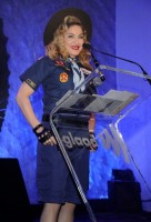 Madonna dressed up as boy scout at the GLAAD Media Awards - Anderson Cooper - Backstage (25)