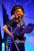 Madonna dressed up as boy scout at the GLAAD Media Awards - Anderson Cooper - Backstage - HQ (3)