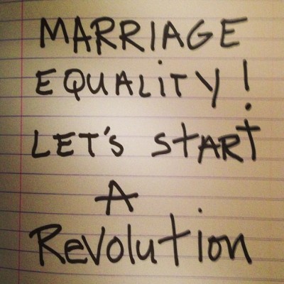 20130327-pictures-madonna-instagram-marriage-equality
