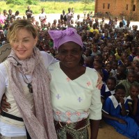 20130402-pictures-madonna-instagram-malawi