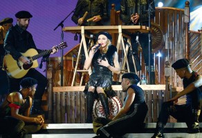 MDNA Tour Backstage - Backstage Latinoamérica (9)