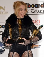 Madonna at the Billboard Music Awards Press Room - 19 May 2013 (9)