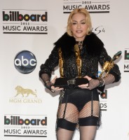 Madonna at the Billboard Music Awards Press Room - 19 May 2013 (24)
