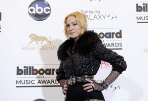 Madonna at the Billboard Music Awards Press Room - 19 May 2013 (60)
