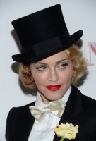 Madonna MDNA Tour Premiere Screening Paris Theater New York (9)