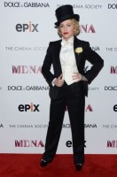 Madonna MDNA Tour Premiere Screening Paris Theater New York (11)