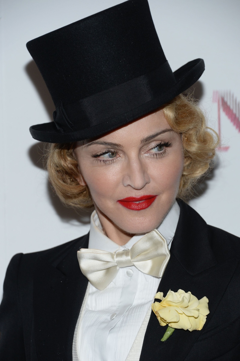 20130619-pictures-madonna-mdna-tour-premiere-screening-hq-02.jpg
