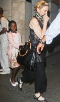 Madonna out and about in Manhattan - 28 June 2013 (4)