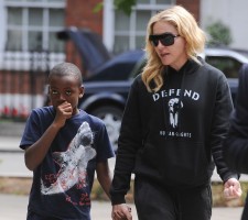 Madonna out and about in London - 27 July 2013 (13)
