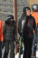 Madonna spotted skiing in Gstaad, Switzerland - December 2013 - Update 1 (1)