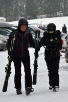 Madonna spotted skiing in Gstaad, Switzerland - December 2013 - Update 1 (2)