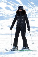 Madonna spotted skiing in Gstaad, Switzerland - December 2013 - Update 1 (8)
