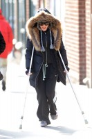 Madonna out and about on crutches in New York - 17 January 2014 (2)