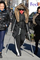 Madonna out and about on crutches in New York - 17 January 2014 (9)
