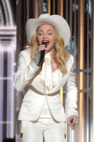 Madonna performs at the 56th annual Grammy Awards with Macklemore (7)