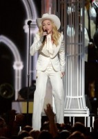 Madonna performs at the 56th annual Grammy Awards with Macklemore (11)