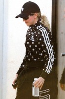 Madonna and Timor Steffens working out in Los Angeles - 29 January 2013 - Pictures (8)