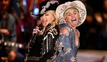 Madonna and Miley Cyrus perform "Don't Tell me/Can't Stop" Duet - Pictures and video (6)
