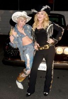 Madonna and Miley Cyrus perform "Don't Tell me/Can't Stop" Duet - Pictures and video (10)