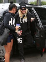 Madonna out and about in Los Angeles - Gym - 30 January 2014 (7)