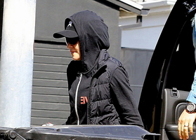 Madonna out and about in Los Angeles - 5 March 2014 - Pictures (4)