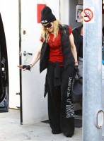 Madonna out and about in Los Angeles - 7 March 2014 (3)