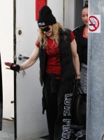Madonna out and about in Los Angeles - 7 March 2014 (17)