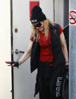Madonna out and about in Los Angeles - 7 March 2014 (24)