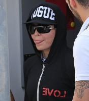 Madonna out and about in Los Angeles - 21 April 2014 (4)