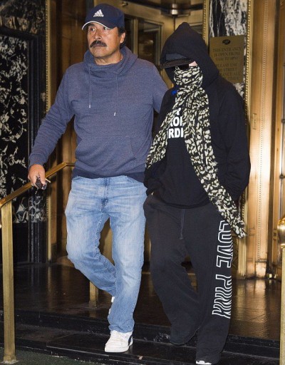 Madonna out and about in New York - 3 October 2014 (5)