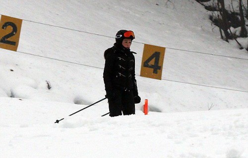 Madonna spotted skiing in Gstaad, Switzerland - 2 January 2015 (5)