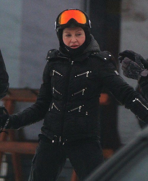 Madonna spotted skiing in Gstaad, Switzerland - 2 January 2015 (10)