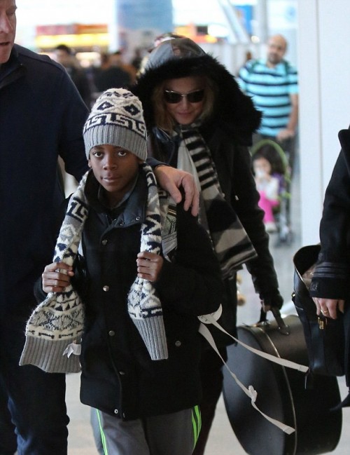Madonna back in New York - 7 January 2014 - Pictures (5)