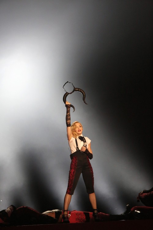 Madonna performance at the BRIT Awards - 25 February 2015 (10)