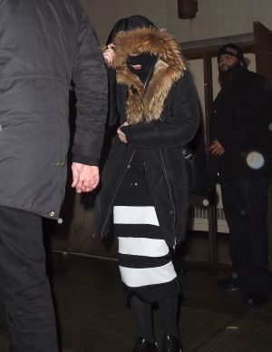 Madonna celebrating Purim in New York - March 2015 - Pictures (6)