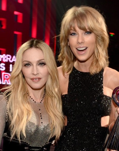 Madonna at the iHeartRadio Music Awards and Taylor Swift (5)