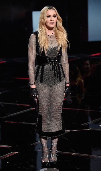 Madonna at the iHeartRadio Music Awards and Taylor Swift (22)