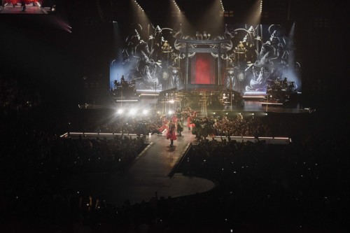 The Rebel Heart Tour Stage by Stufish (2)