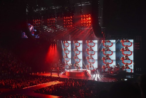 The Rebel Heart Tour Stage by Stufish (4)