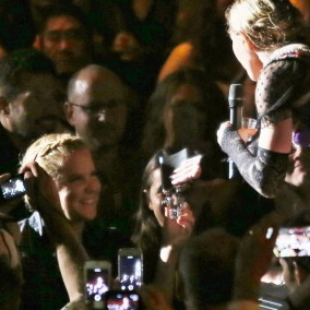 Amy Schumer and Sean Penn attend Vancouver Rebel Heart Concert 03