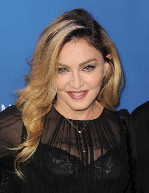 Madonna at the Help Haiti Home Gala, Beverly Hills - 9 January 2016 (11)