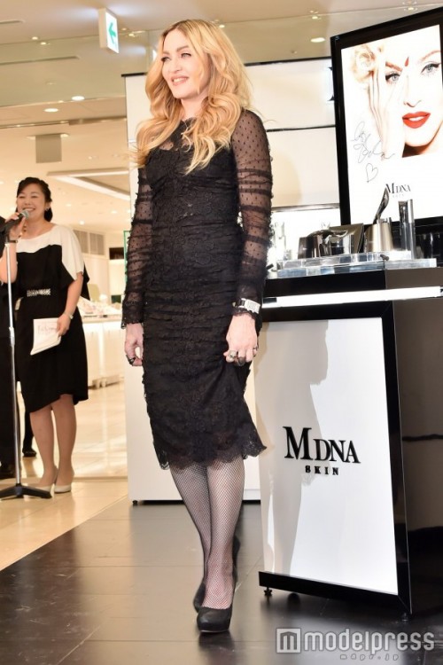 Madonna promotes MDNA Skin in Tokyo 02
