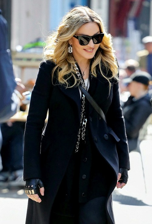 Madonna out and about in London - 19 April 2016 - Pictures 02