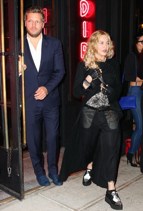 Madonna out and about in New York - 7 May 2016 - Pictures (2)