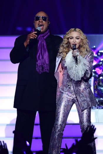 Madonna at the 2016 Billboard Music Awards - Pictures and Video (32)