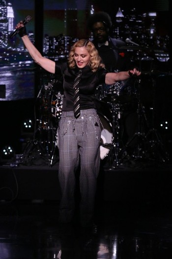 Madonna performs Borderline on Tonight Show Starring Jimmy Fallon (7)