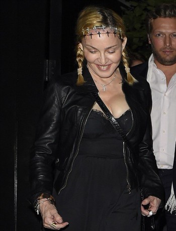 Madonna out and about in London - 30 June 2016 - Pictures (2)