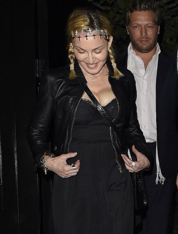 Madonna out and about in London - 30 June 2016 - Pictures (10)